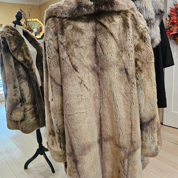 Pamela McCoy Faux Fur Coat Womens XL,  Mid Length Faux Mink - Picture 9 of 15